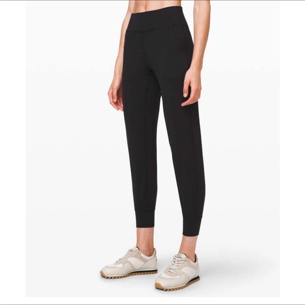 Lululemon Black align joggers size 12